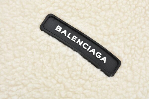 Balenciaga Lambswool sleeve jacket White