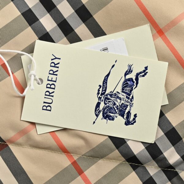 Burberry 24Fw Diamond Pattern Reversible Down Vest
