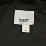 Burberry 22Fw Horseferry Print Lettering Down Vest