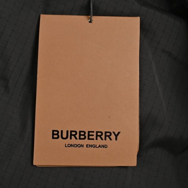Burberry 22Fw Horseferry Print Lettering Down Vest