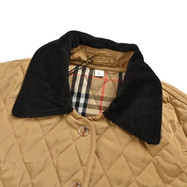Burberry 22Fw Retro Diamond Quilted Jacket