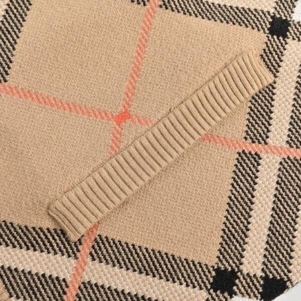 Burberry Zip-up cashmere sweater jacket with diamond pattern