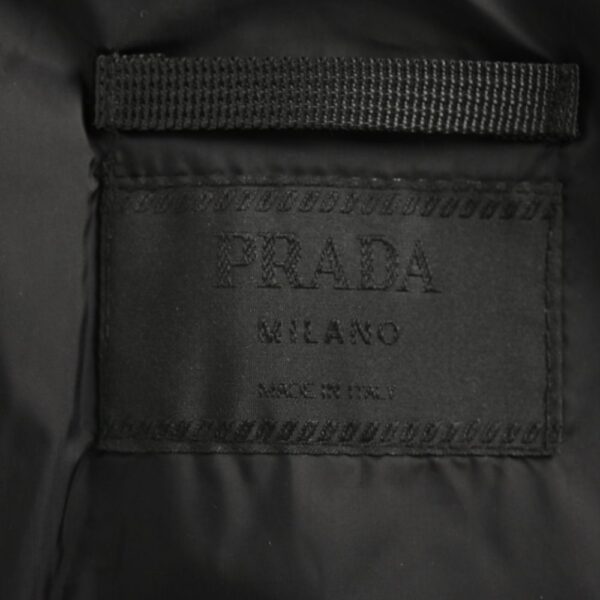 Prada 24Fw Classic down jacket with detachable triangle logo hood Black