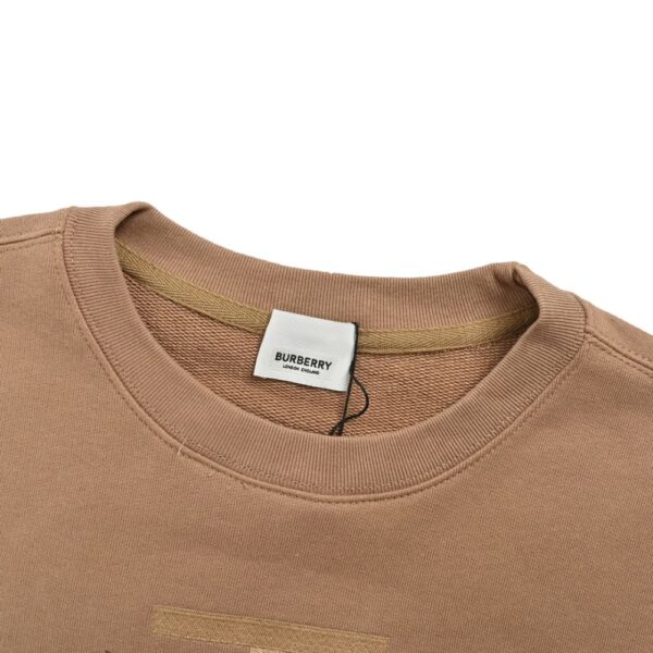 Burberry 24Fw Classic TB embroidered warhorse laminated sweatshirt
