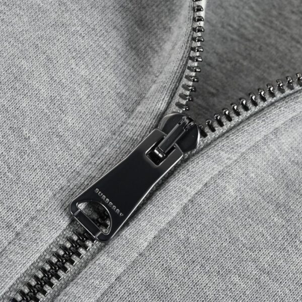 Burberry 22Fw Embroidered Horse Zipper Sweatshirt