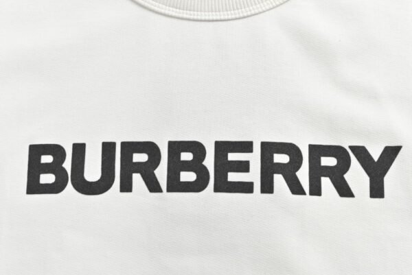 Burberry Classic foam letter print sweatshirt