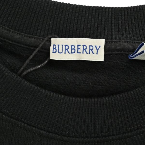 Burberry 23Fw Oak Horse Embroidered Sweatshirt