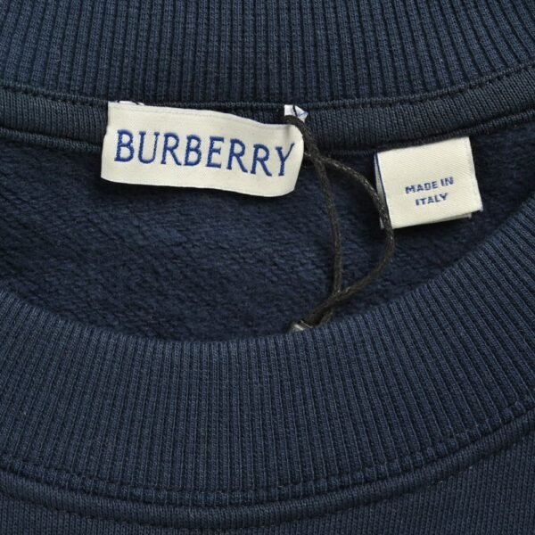 Burberry 23Fw Oak Horse Embroidered Sweatshirt