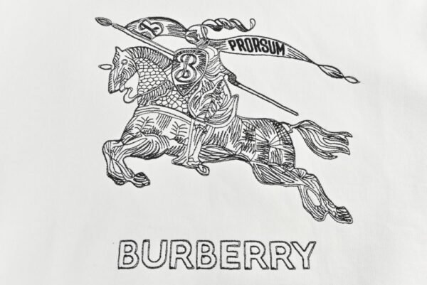 Burberry 23Fw Warhorse embroidered sweatshirt