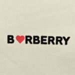 Burberry 23Fw Valentine's Day flocked heart sweatshirt