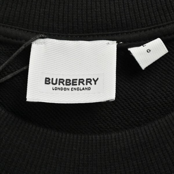 Burberry 23Fw Valentine's Day flocked heart sweatshirt