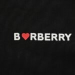 Burberry 23Fw Valentine's Day flocked heart sweatshirt