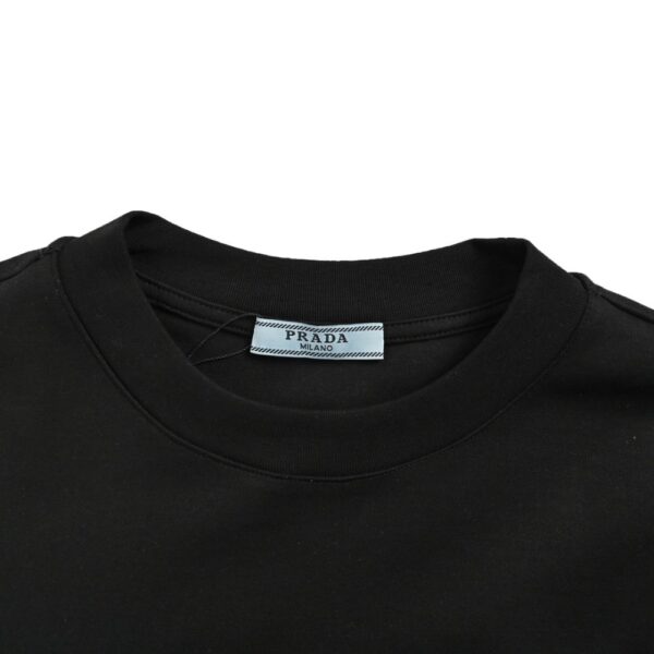 Prada 24Fw Embossed Metal Triangle Logo T-shirt