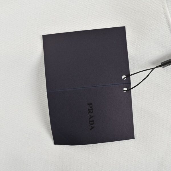 Prada 23Fw Round neck sweatshirt with triangle logo