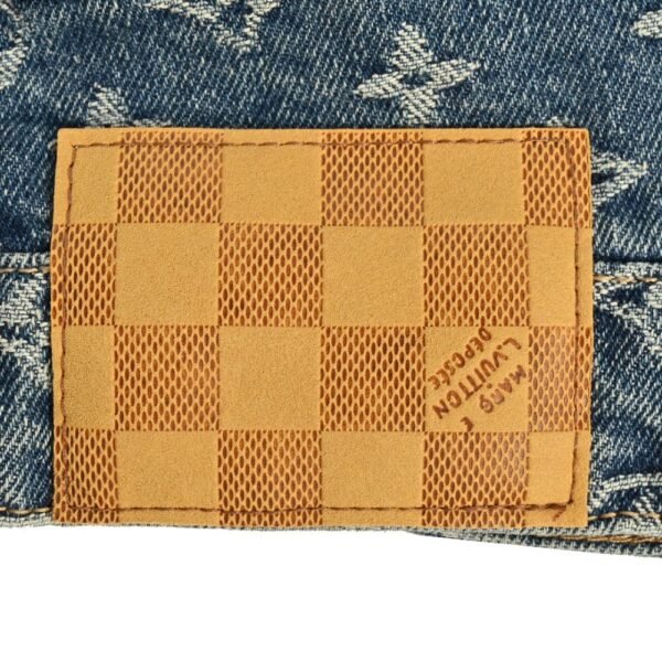 Louis Vuitton Old fashioned jeans