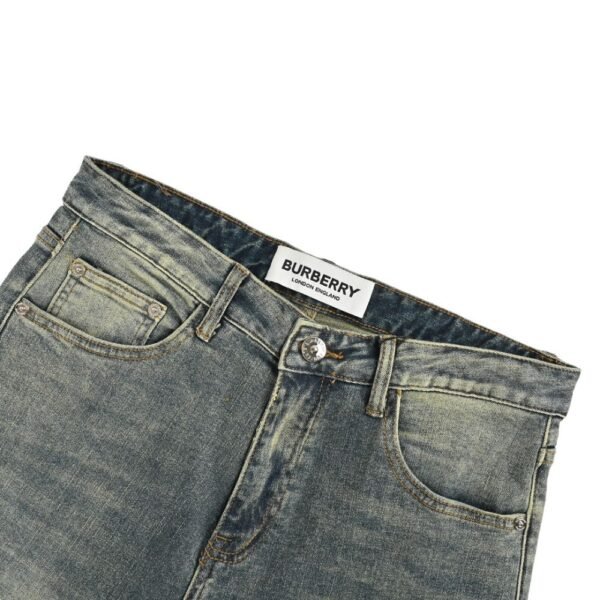 Prada 24Fw Wheat Horse Embroidered Jeans