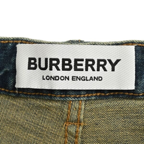 Prada 24Fw Wheat Horse Embroidered Jeans