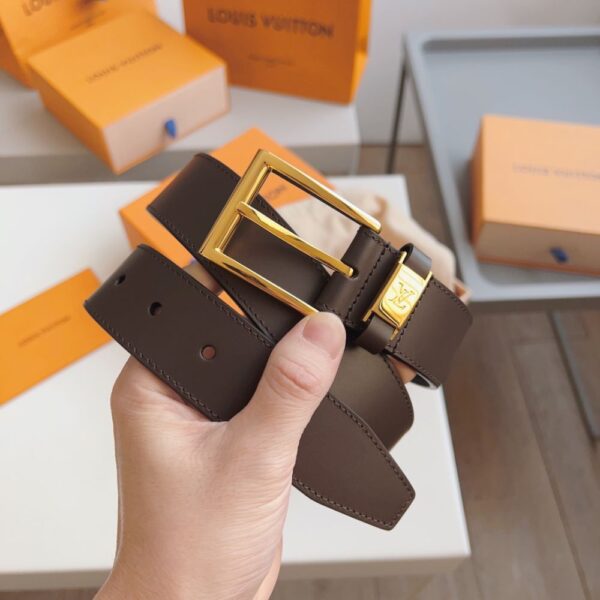Louis Vuitton  French leather Belts
