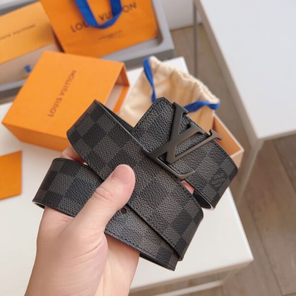 Louis Vuitton  French leather Belts