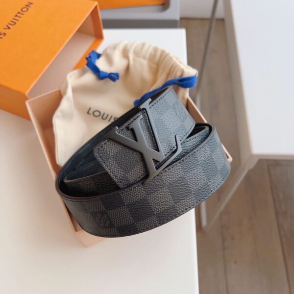 Louis Vuitton  French leather Belts