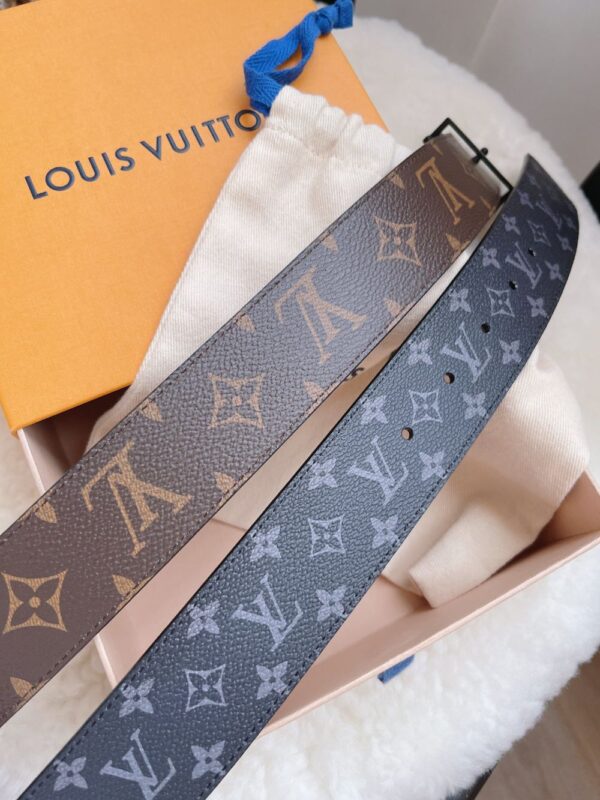 Louis Vuitton  French leather Belts