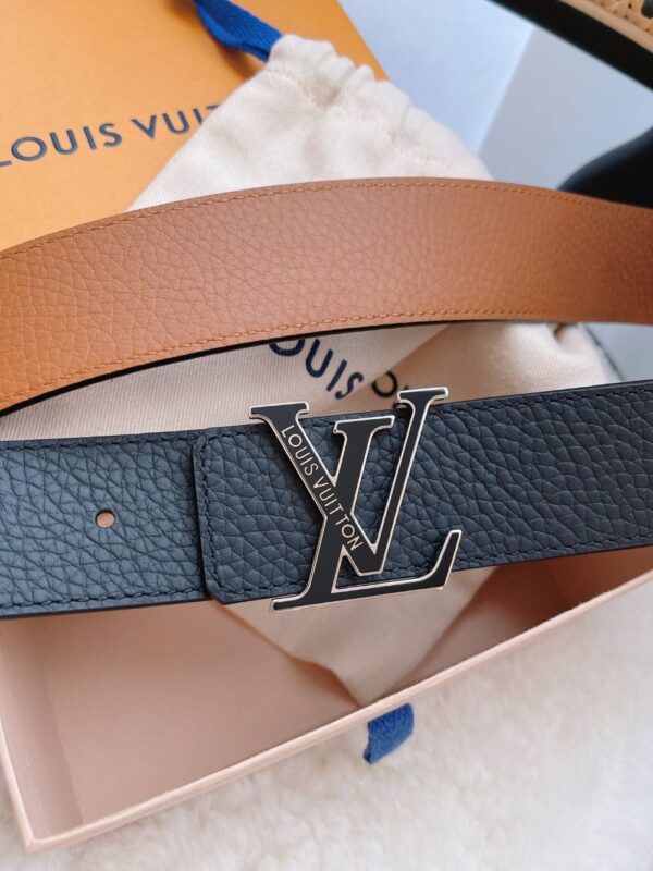 Louis Vuitton  French leather Belts