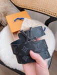 Louis Vuitton  French leather Belts