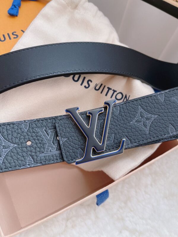 Louis Vuitton  French leather Belts