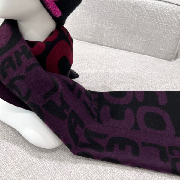 Chanel Gradient graffiti shawl Purple
