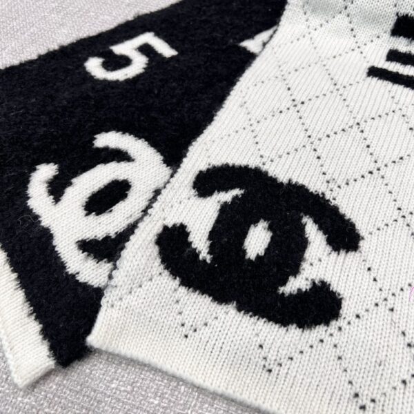 Chanel No. 5 Cashmere Scarf Black White