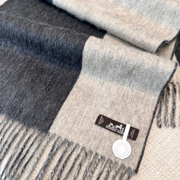 Hermes Cashmere scarf navy blue/grey