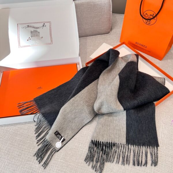 Hermes Cashmere scarf navy blue/grey