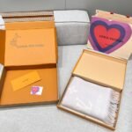 Louis Vuitton Rrykjavik Classic Cashmere Scarf Cream Grey