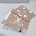 Louis Vuitton Rrykjavik Classic Cashmere Scarf Cream