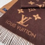 Louis Vuitton Rrykjavik Classic Cashmere Scarf Coffee