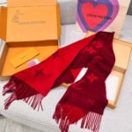 Louis Vuitton Rrykjavik Classic Cashmere Scarf Red