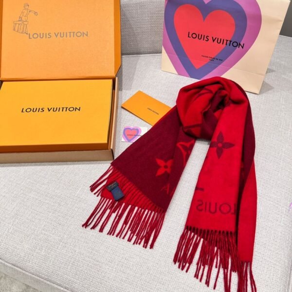 Louis Vuitton Rrykjavik Classic Cashmere Scarf Red