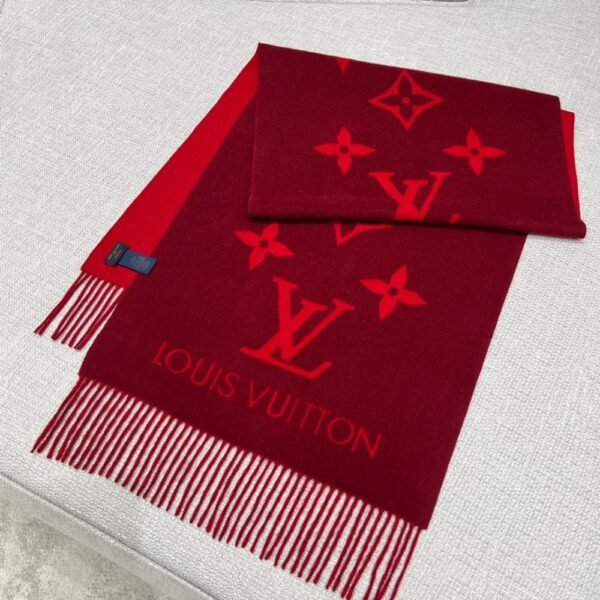 Louis Vuitton Rrykjavik Classic Cashmere Scarf Red