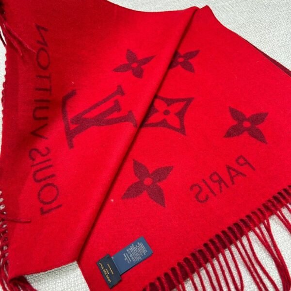 Louis Vuitton Rrykjavik Classic Cashmere Scarf Red