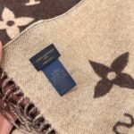 Louis Vuitton Rrykjavik Classic Cashmere Scarf Brown