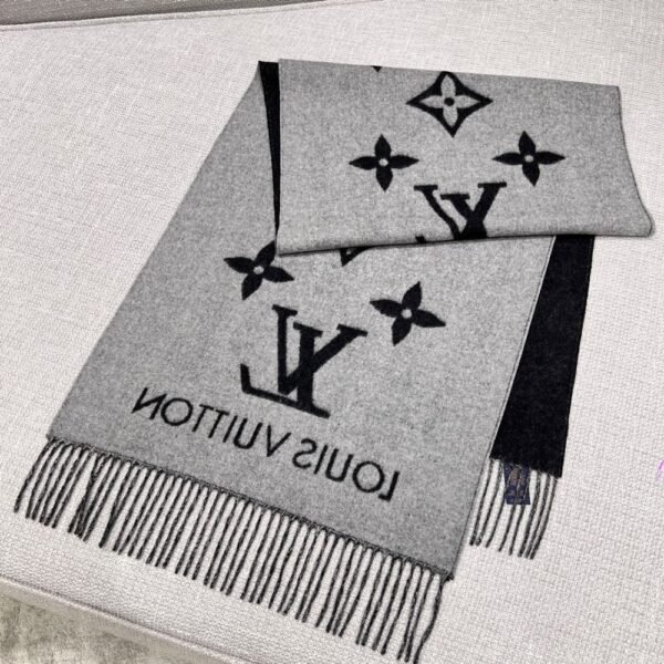 Louis Vuitton Rrykjavik Classic Cashmere Scarf Black Grey