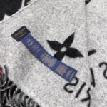 Louis Vuitton Rrykjavik Classic Cashmere Scarf Black Grey