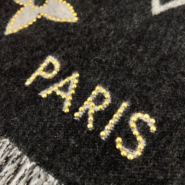 Louis Vuitton Cashmere Shawl Rivet Style