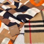 Burberry Letter check double-sided camel