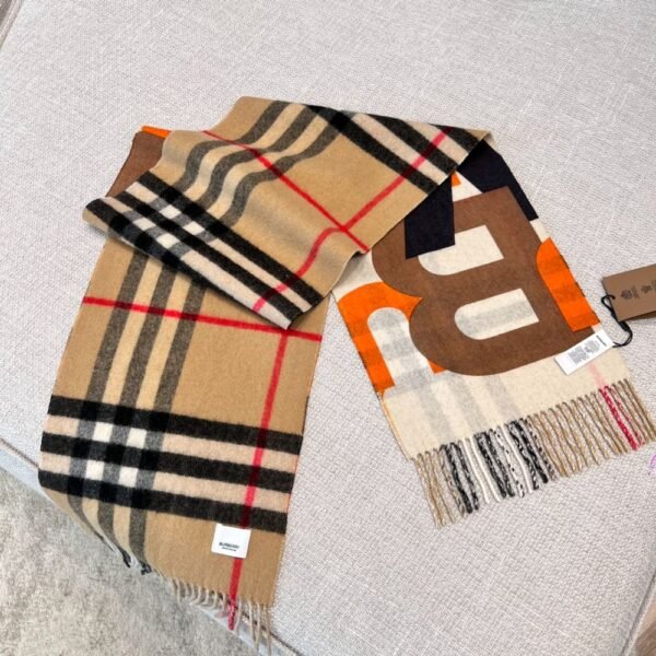 Burberry Letter check double-sided camel
