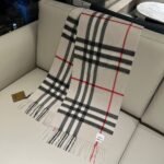 Burberry Classic Scarf Stone
