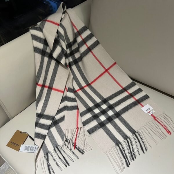 Burberry Classic Scarf Stone