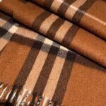 Burberry Classic Scarf Caramel