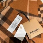 Burberry Classic Scarf Caramel