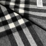 Burberry Classic Scarf Light Grey